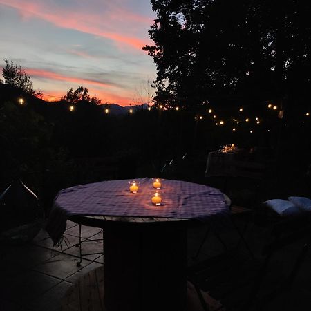 La Tana Nel Bosco Di Casa Amilton Hotel Ponzanello ภายนอก รูปภาพ